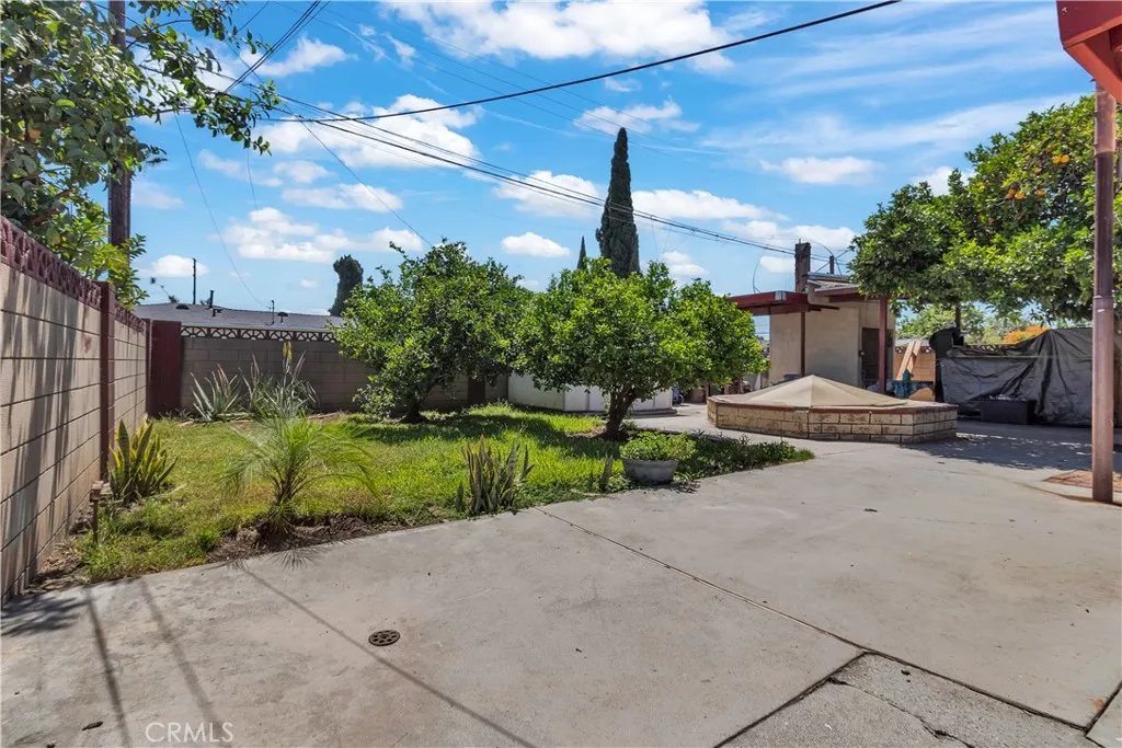main property photo 25