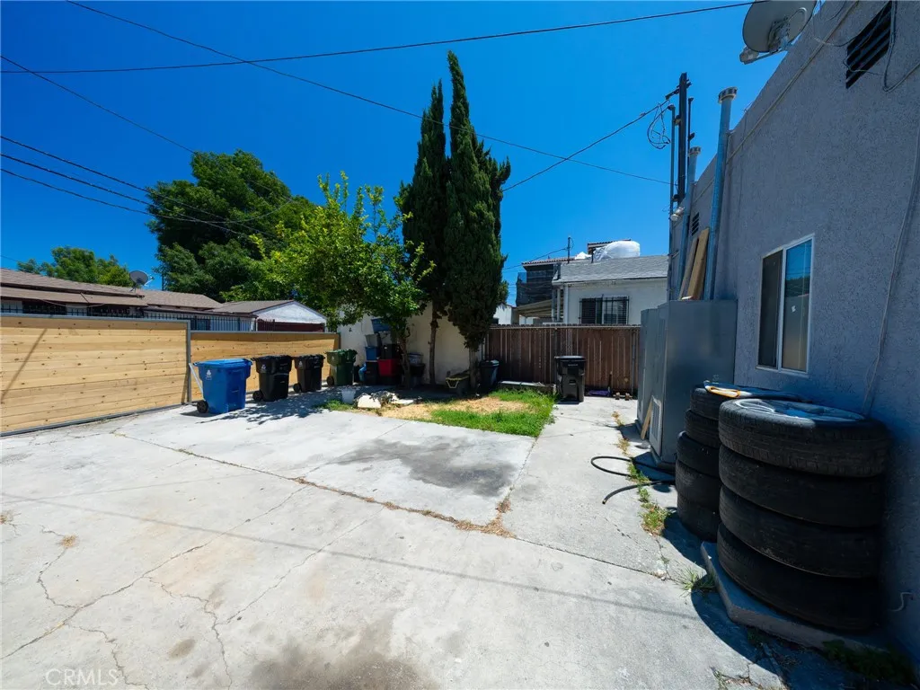 main property photo 6