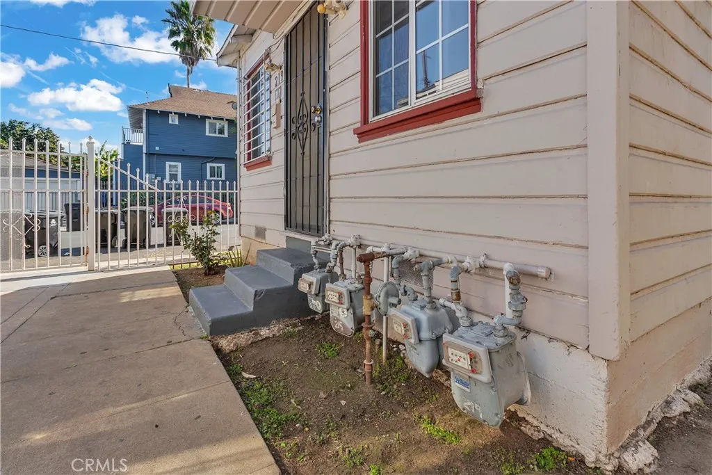 main property photo 32