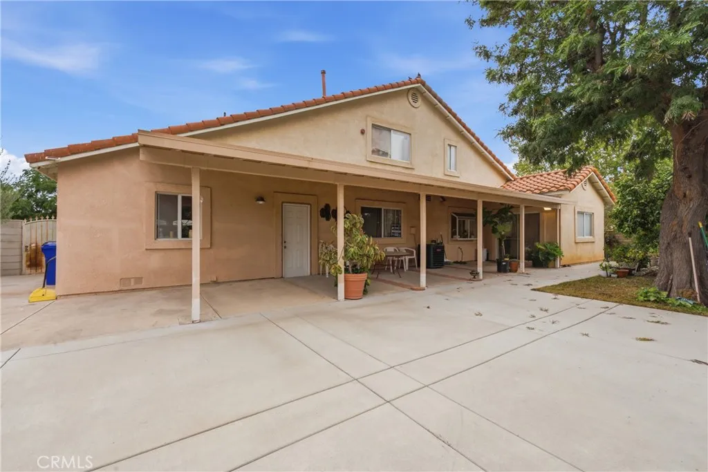 main property photo 19