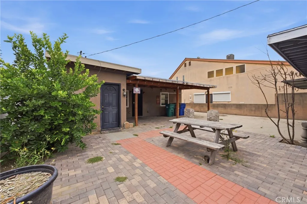 main property photo 26