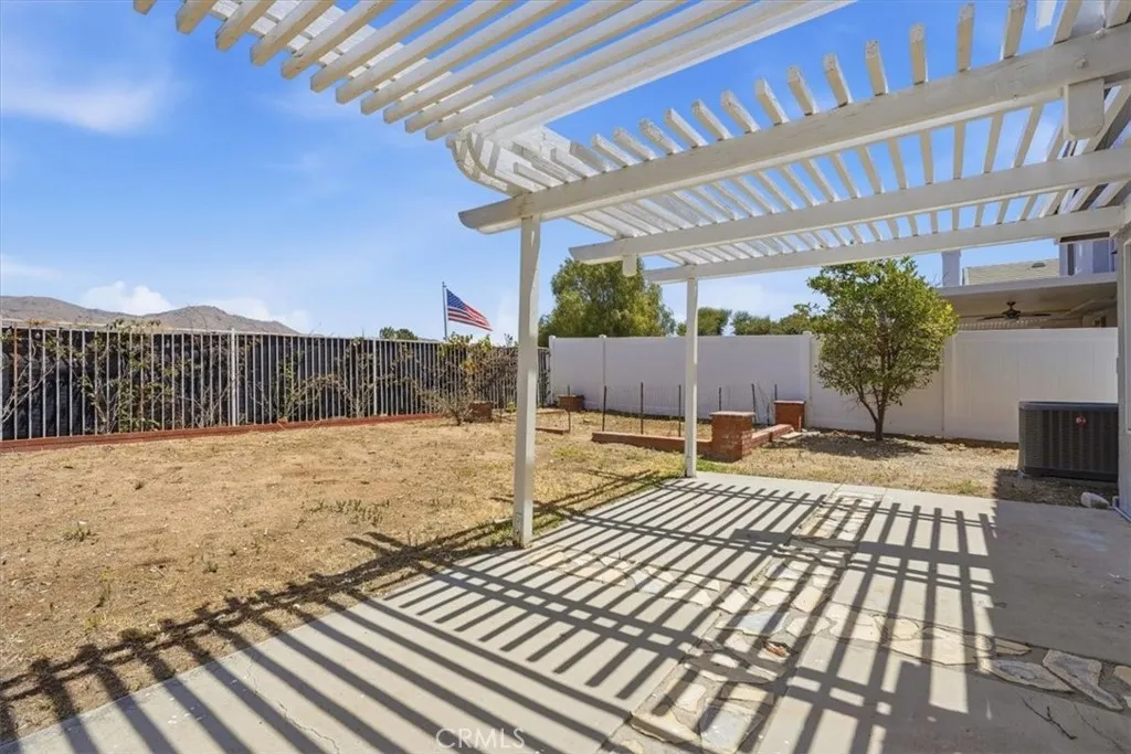 main property photo 27