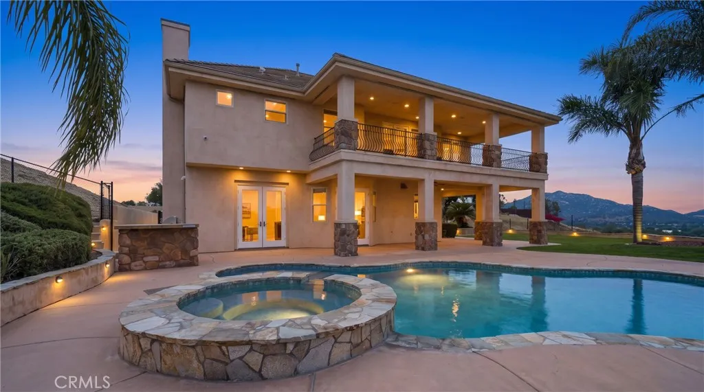 main property photo 4