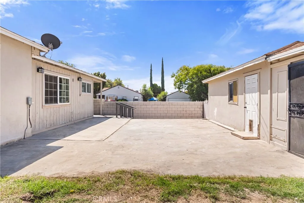 main property photo 29