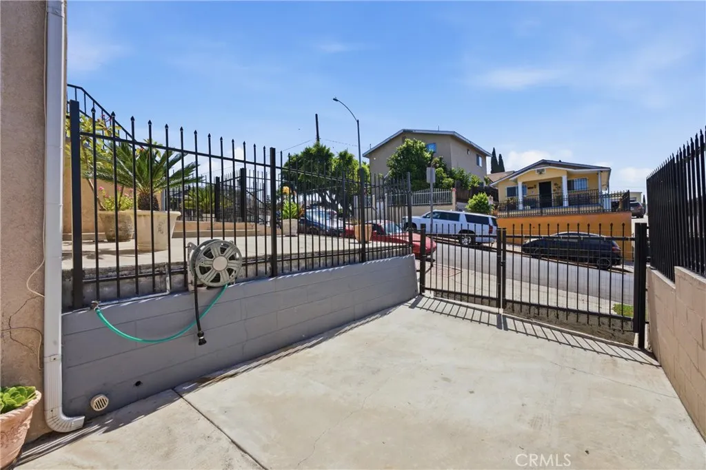 main property photo 38