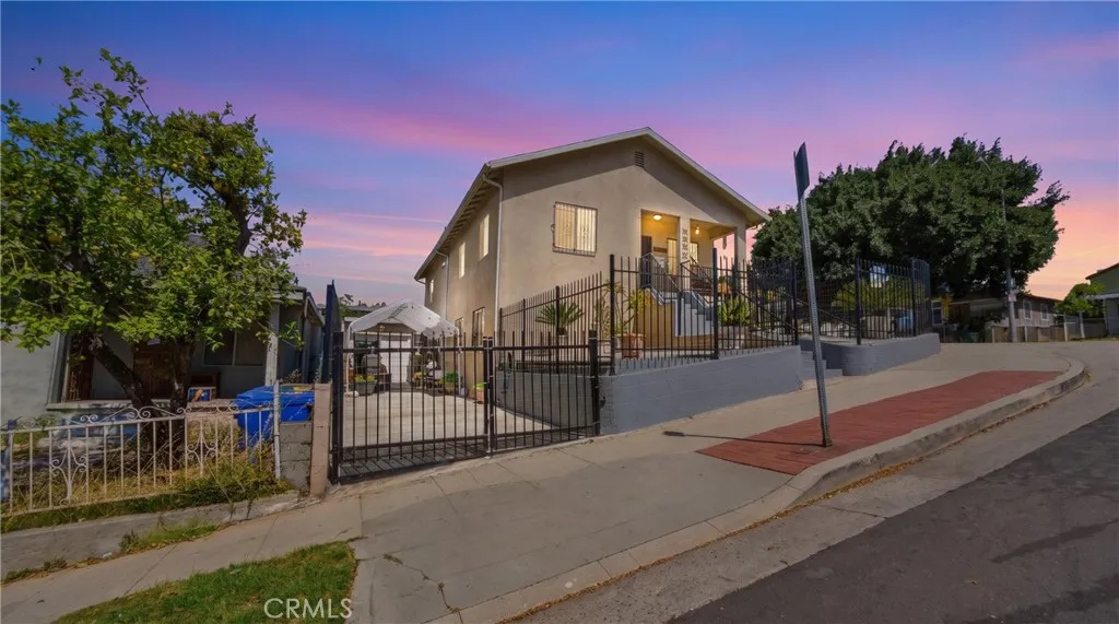 main property photo 49