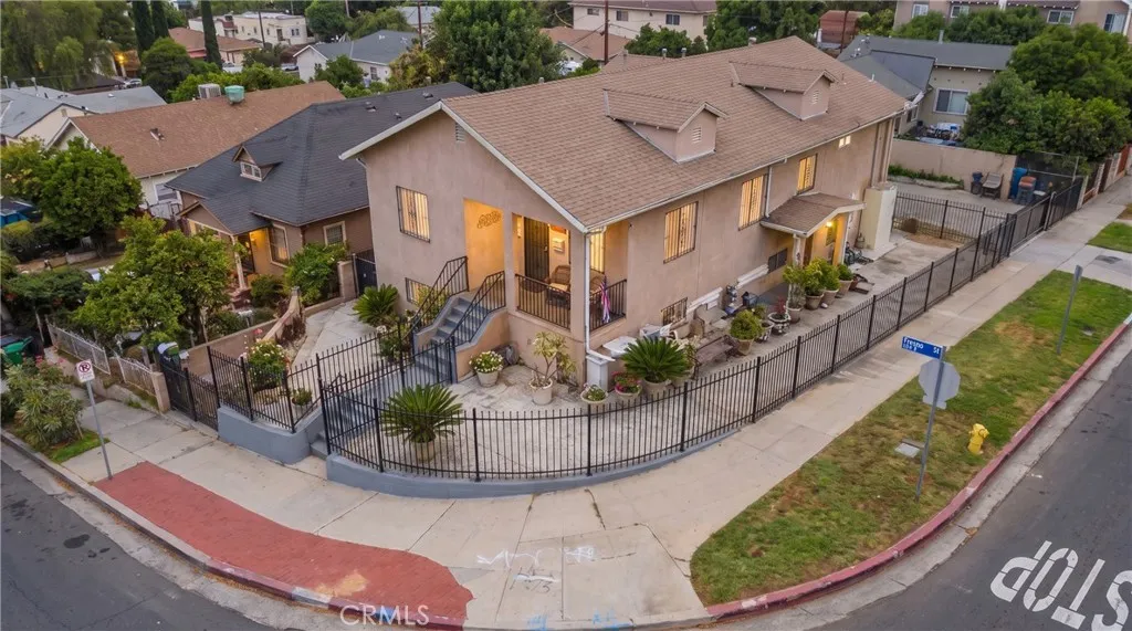 main property photo 50