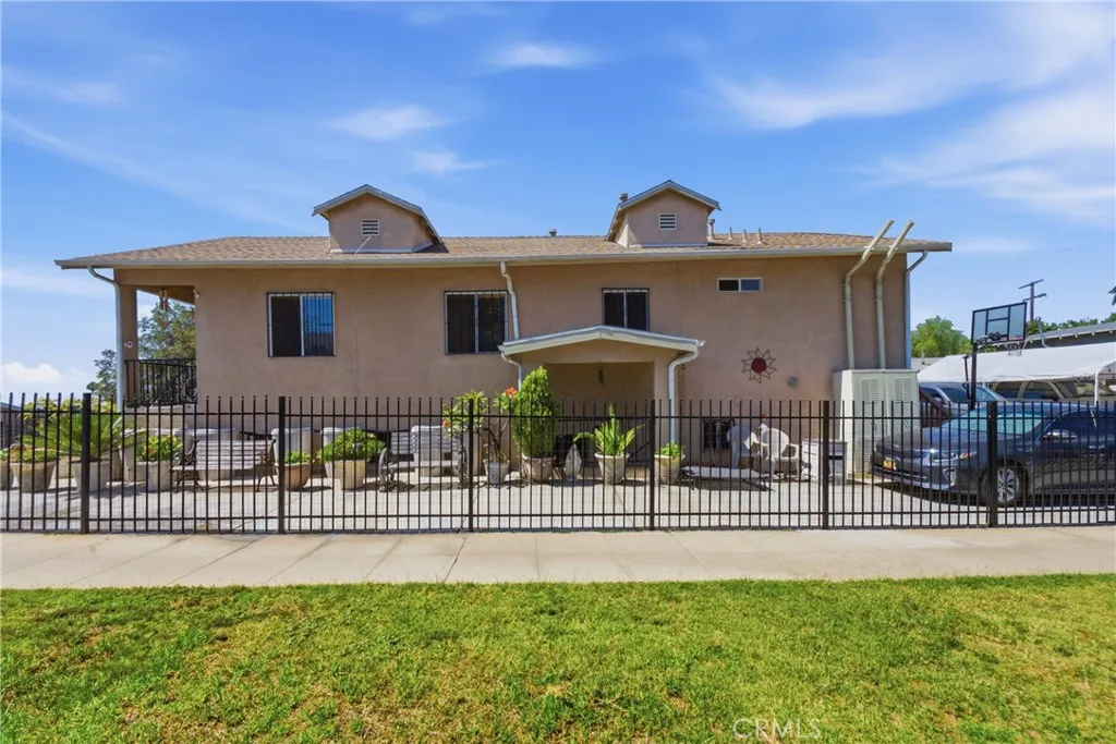 main property photo 53