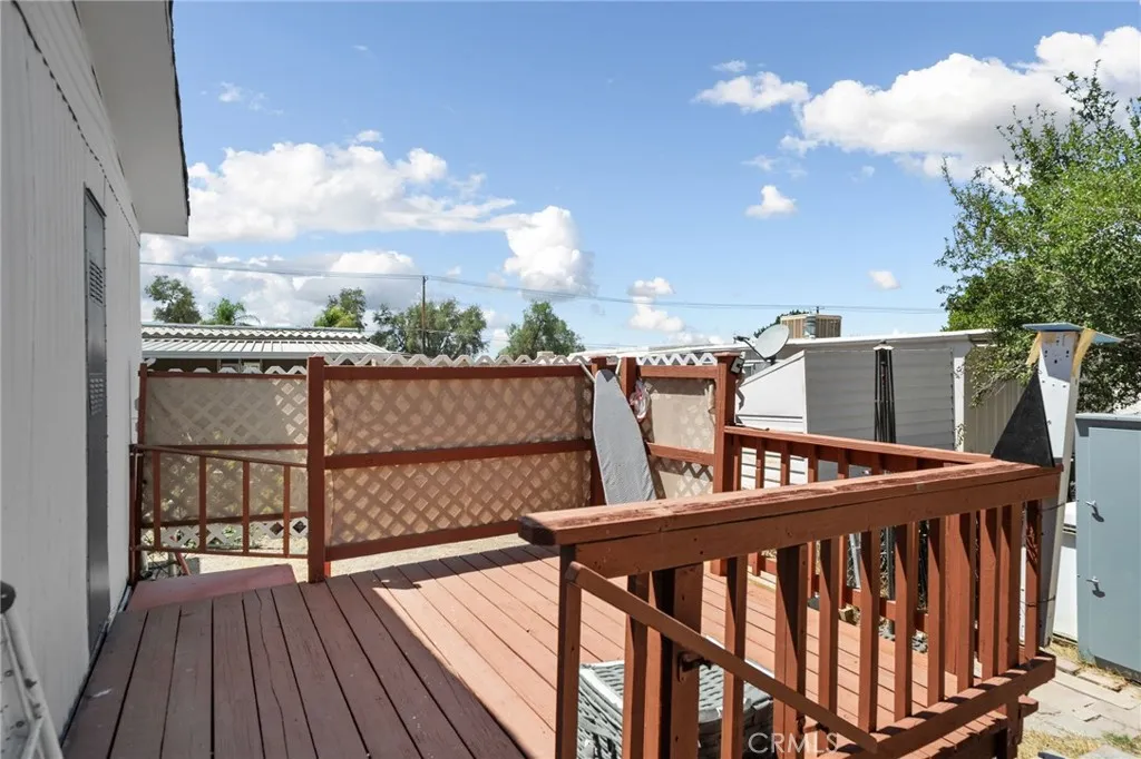 main property photo 13