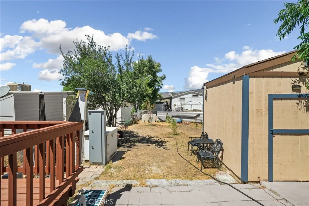 main property photo 14