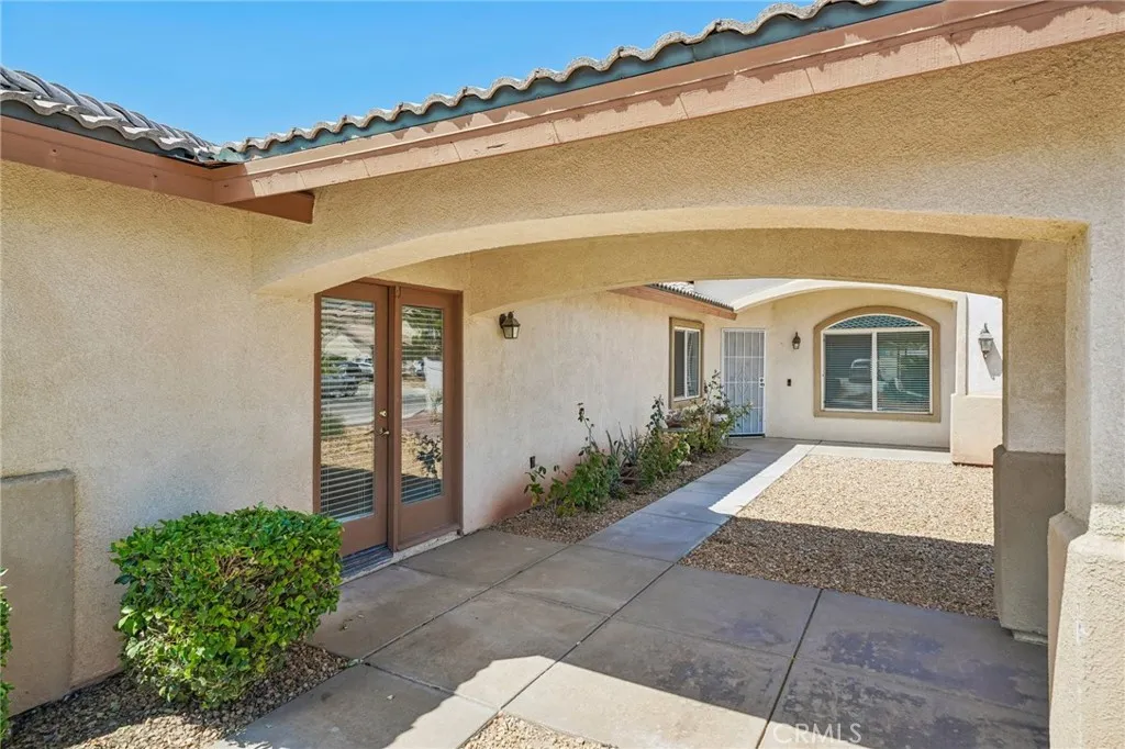 main property photo 10