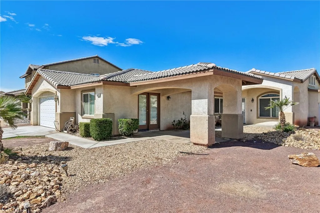 main property photo 8