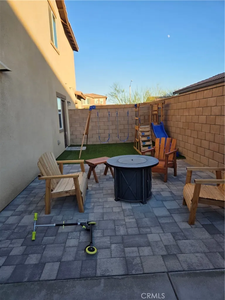 main property photo 19