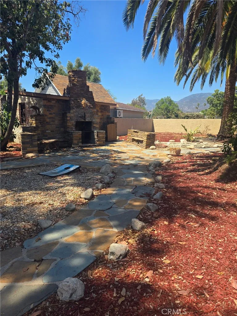 main property photo 16