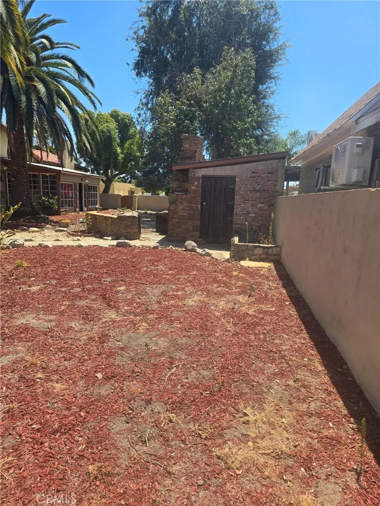 main property photo 18