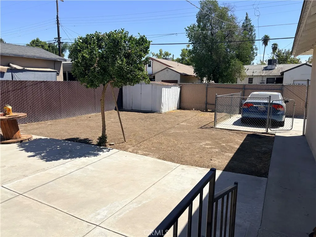 main property photo 10