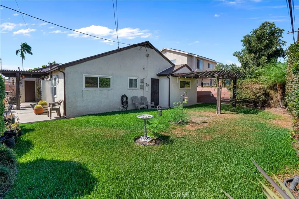 main property photo 29
