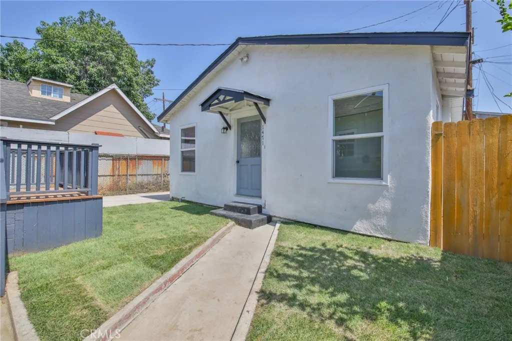 main property photo 19