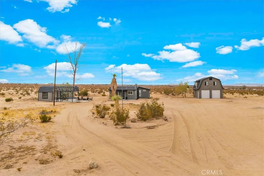 main property photo 1