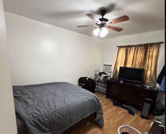 main property photo 11