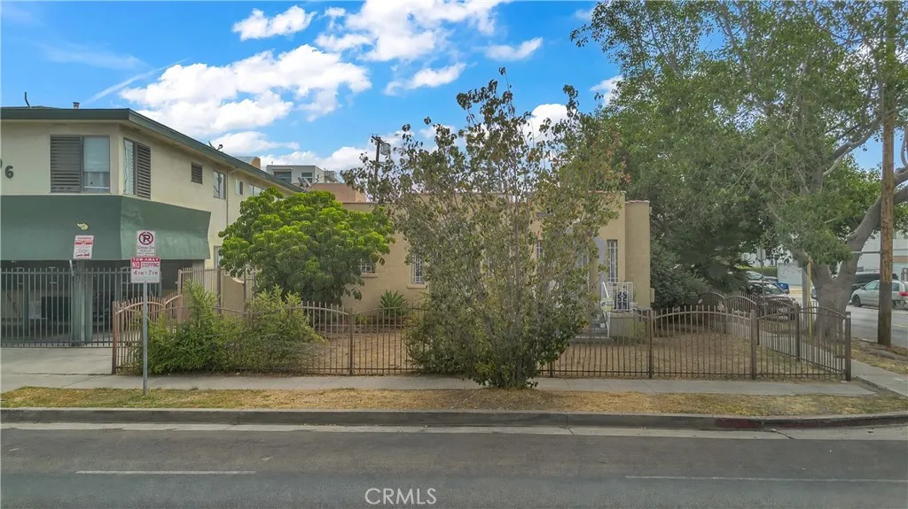 main property photo 2