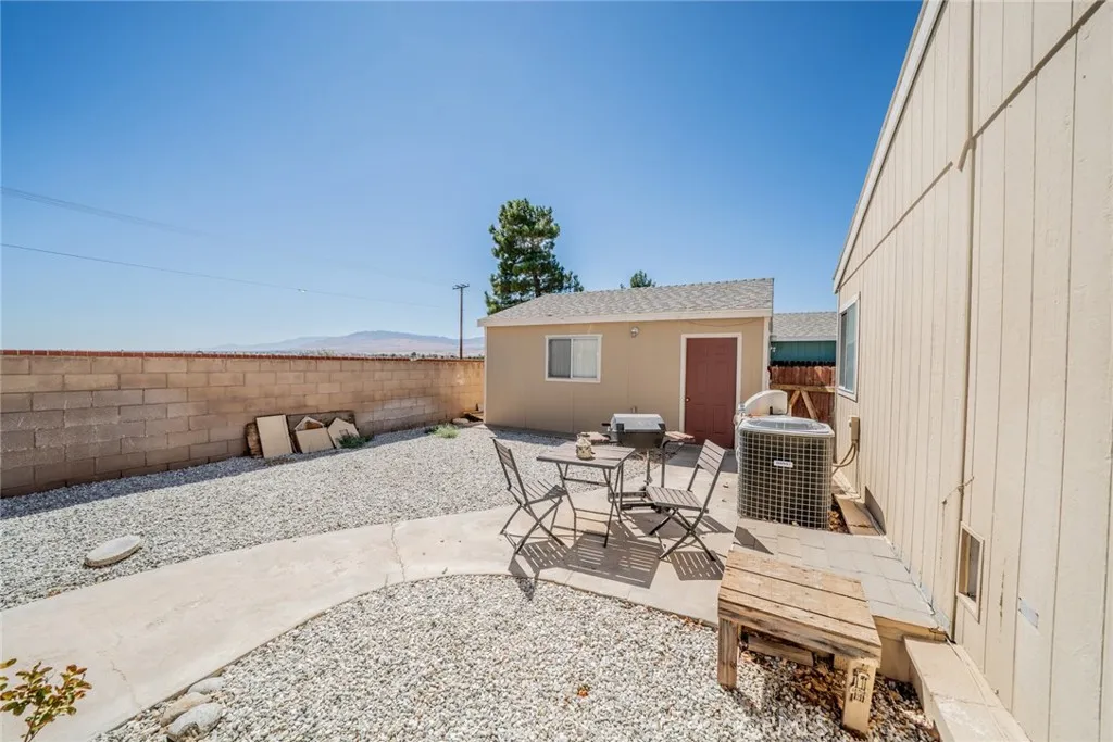 main property photo 27