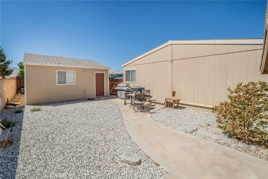 main property photo 29