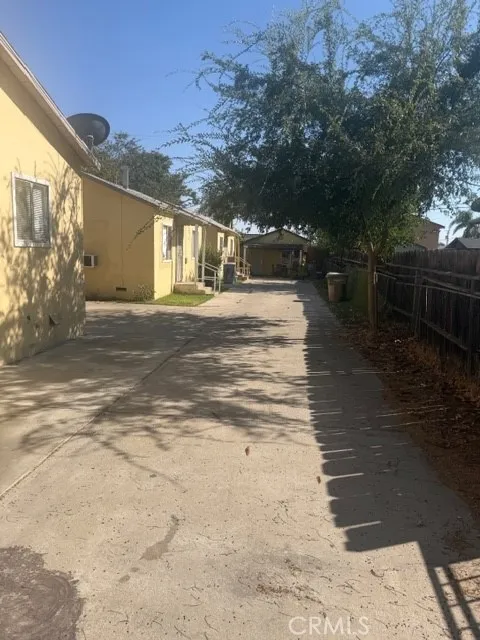 main property photo 10