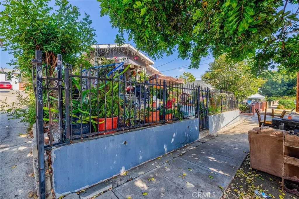 main property photo 46