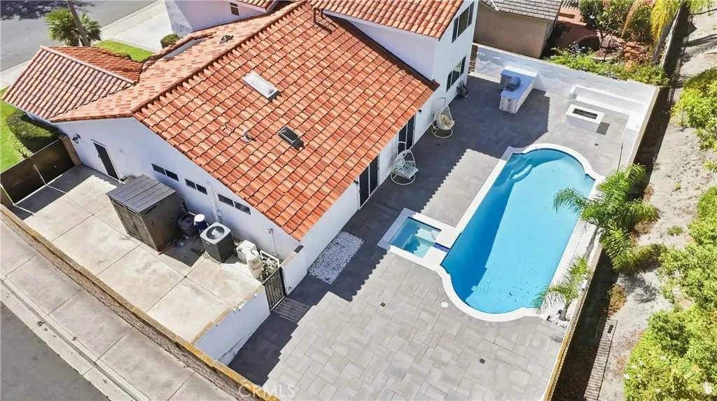 main property photo 52