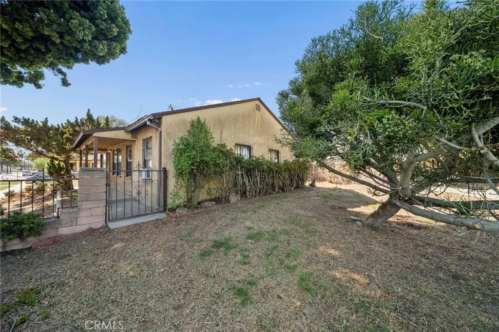 main property photo 27