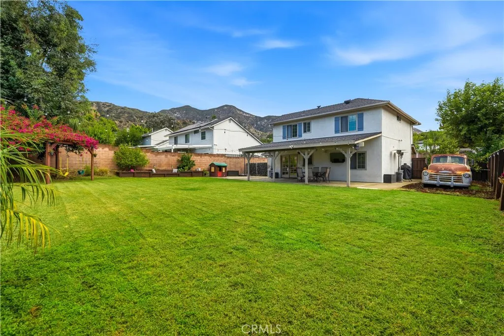 main property photo 12