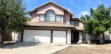image of property with 4 Bed | 3 Bath | 2,840 Sqft