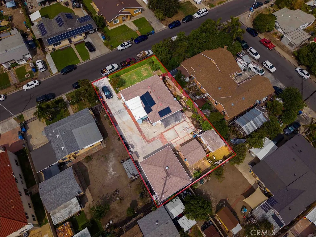 main property photo 31