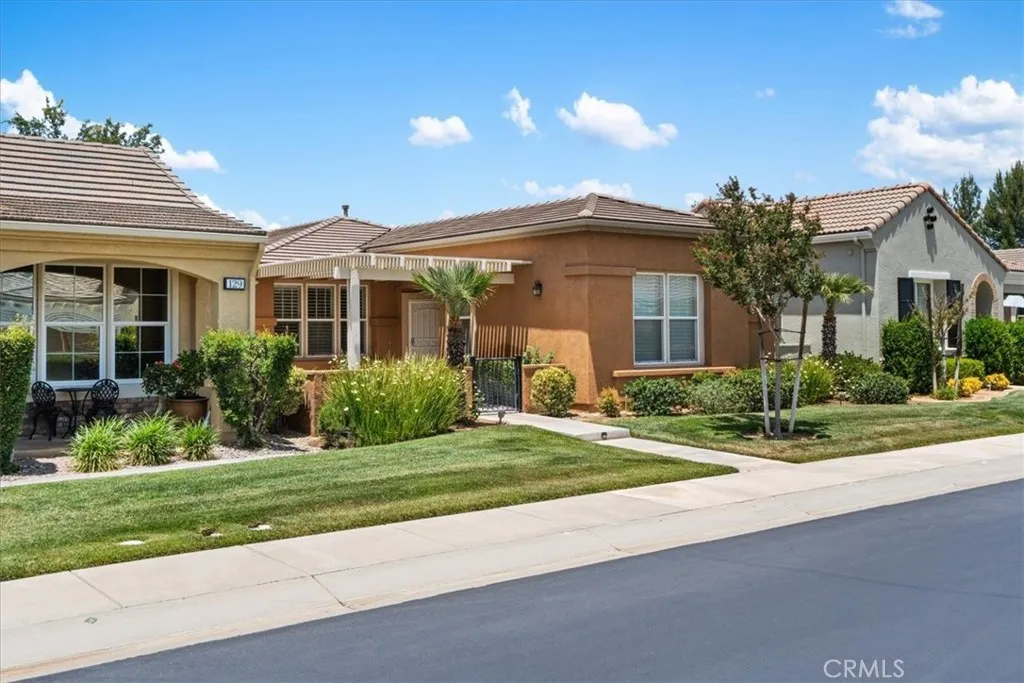 main property photo 4