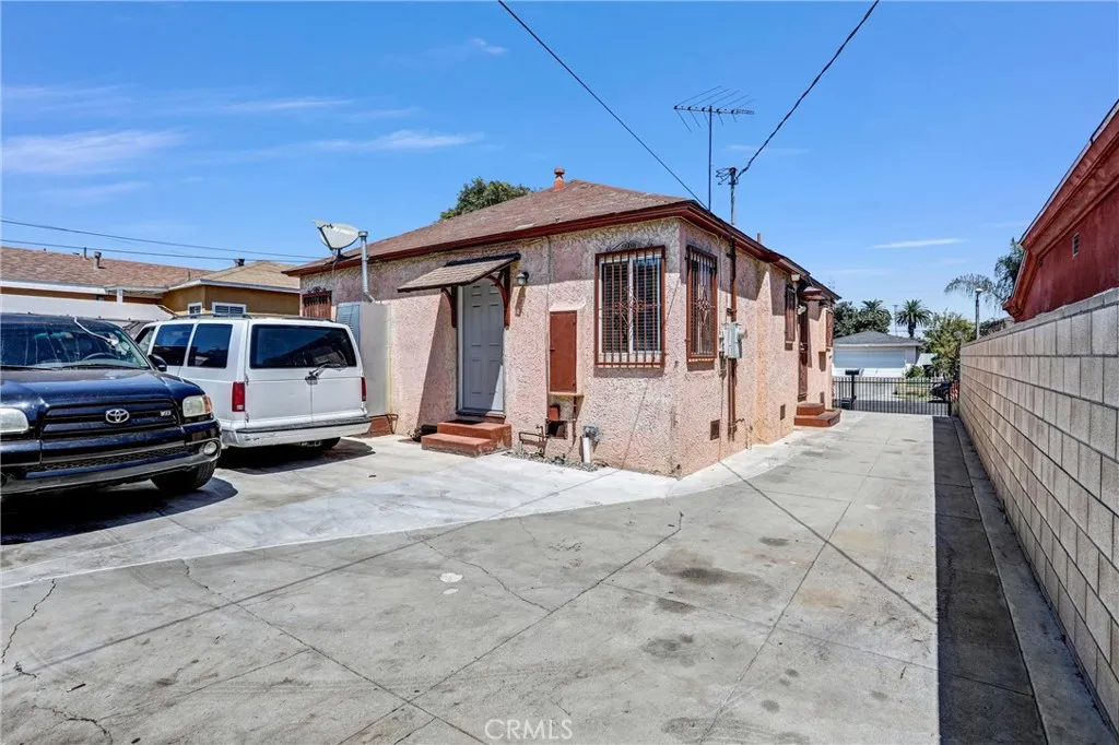 main property photo 21