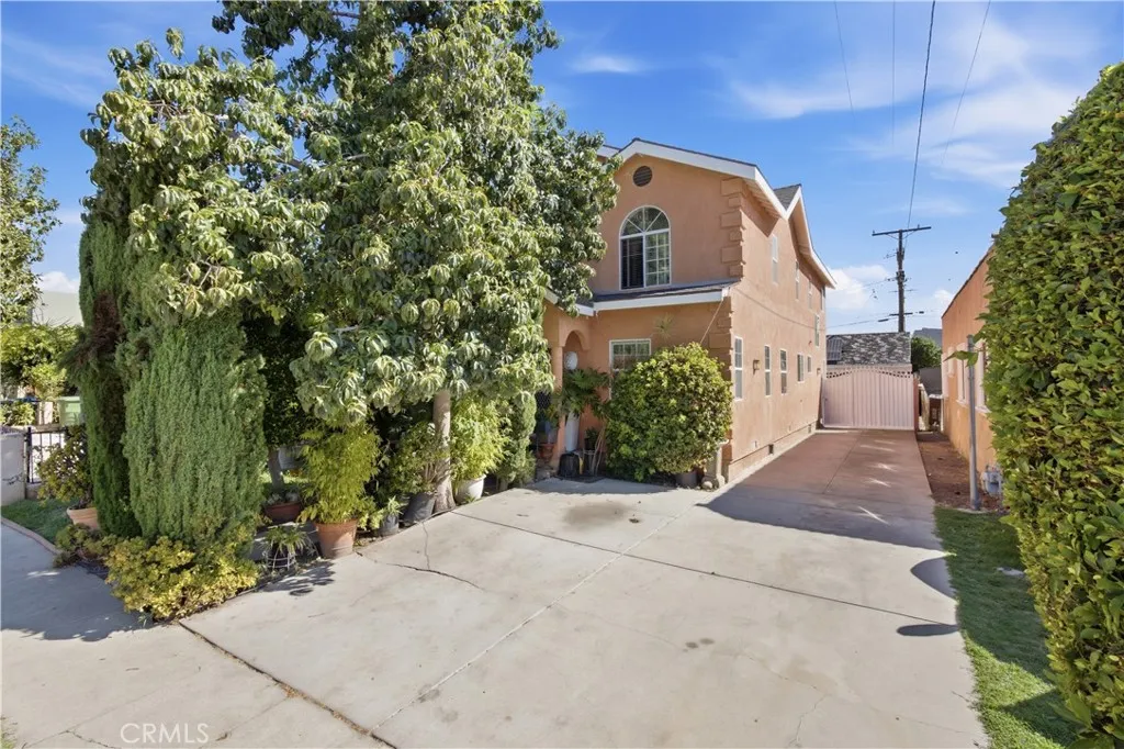 main property photo 0