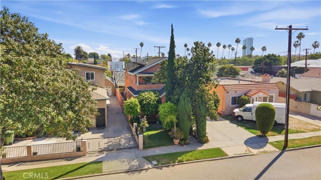main property photo 47