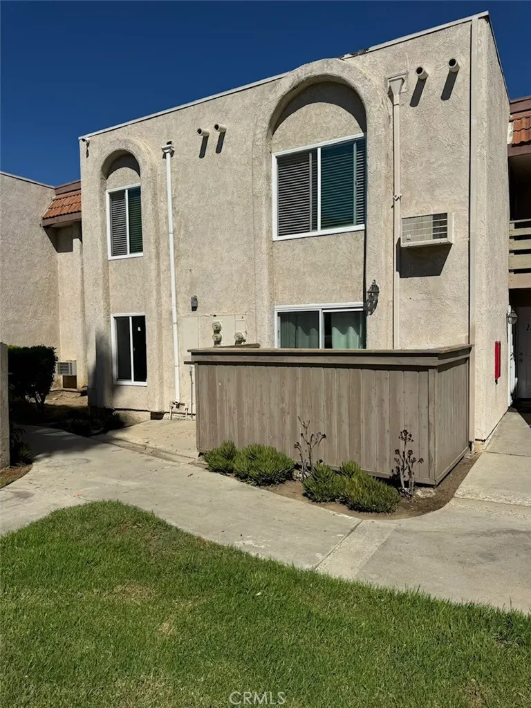 main property photo 0