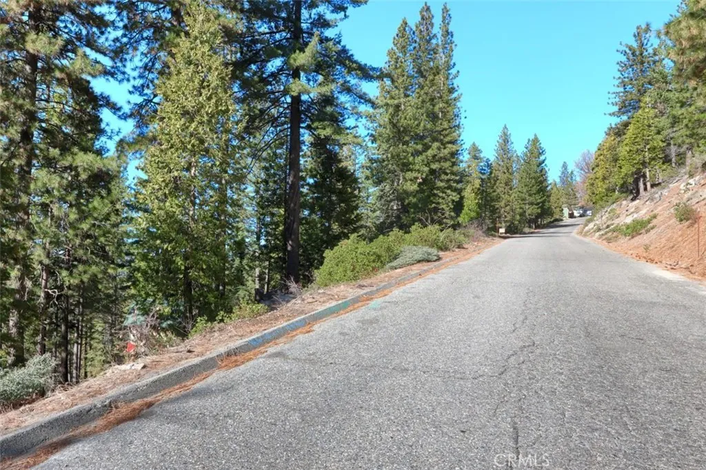 main property photo 25