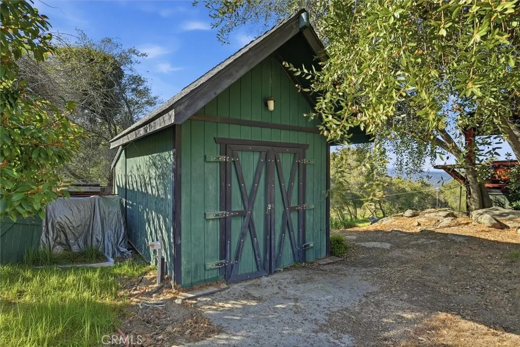 main property photo 36