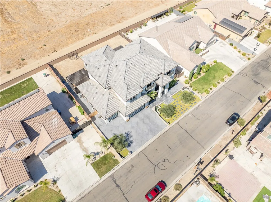 main property photo 66