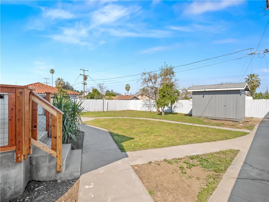 main property photo 41