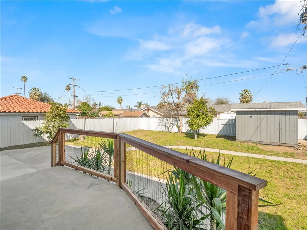 main property photo 45