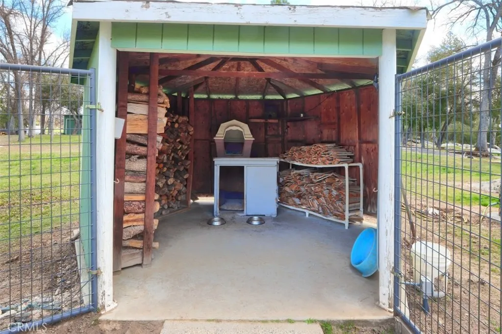 main property photo 61