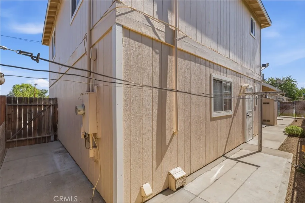main property photo 36