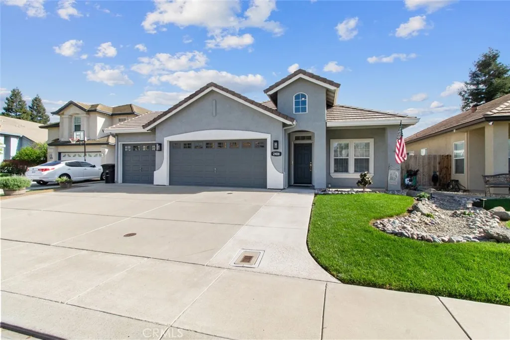 main property photo 2