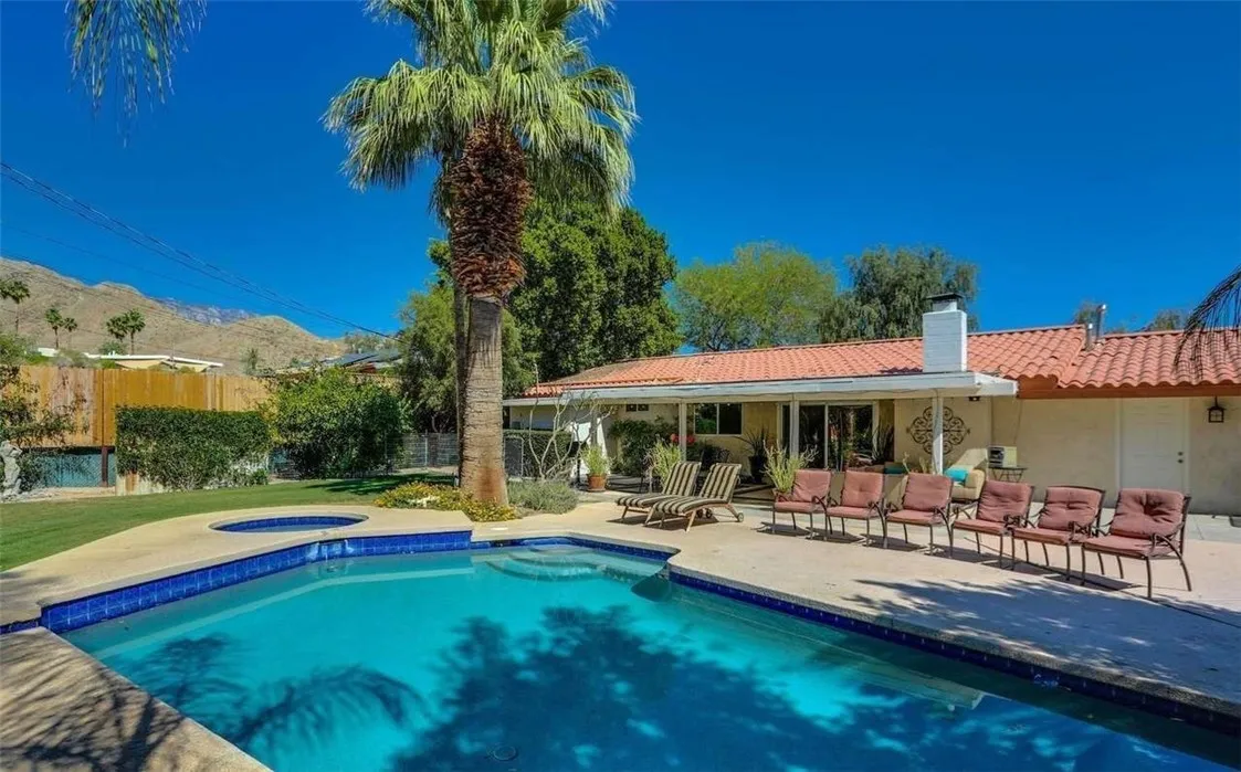 main property photo 30