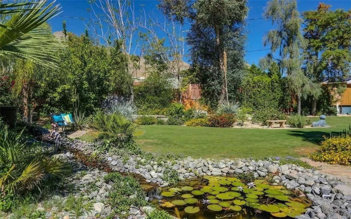main property photo 37