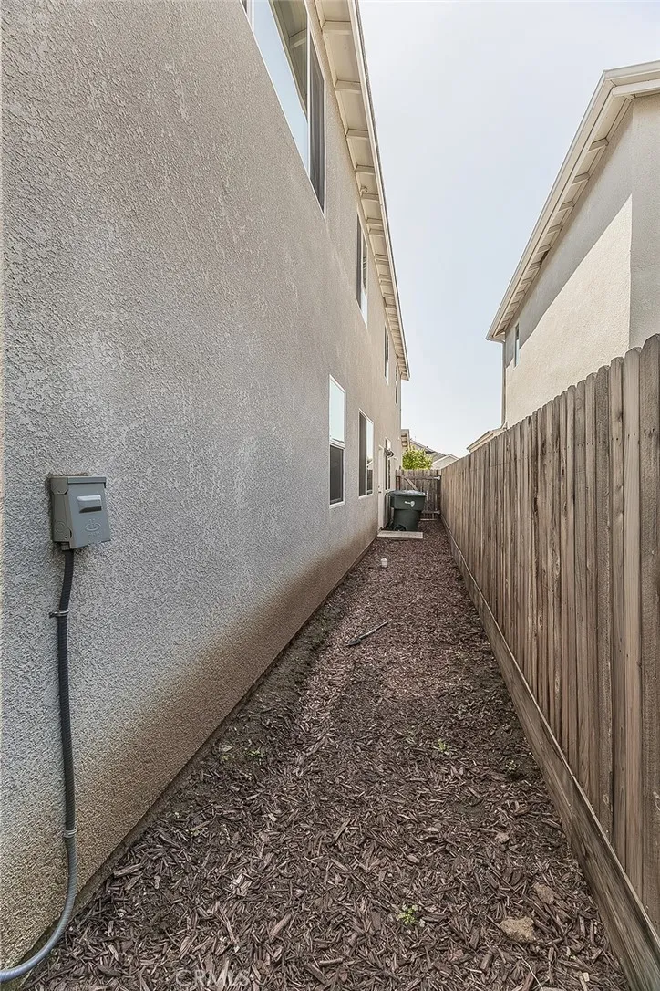 main property photo 59